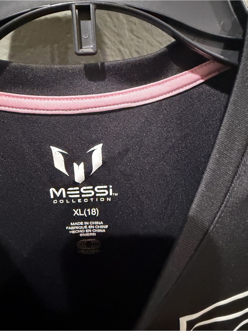 MESSI Black Tee with Pink Accents Size XL Kids EUC - Picture 2 of 3